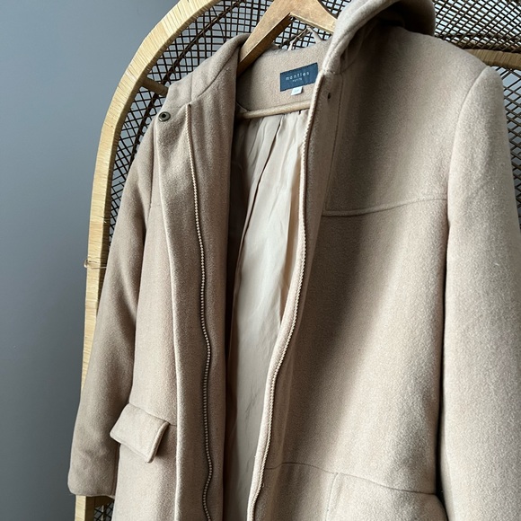 Mantles Hooded Coat 70% wool - Picture 7 of 9